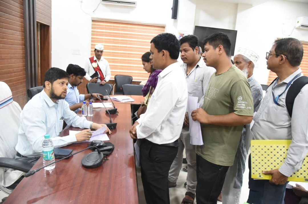 दुर्ग ।जनदर्शन में प्राप्त हुए 120 आवेदन ।