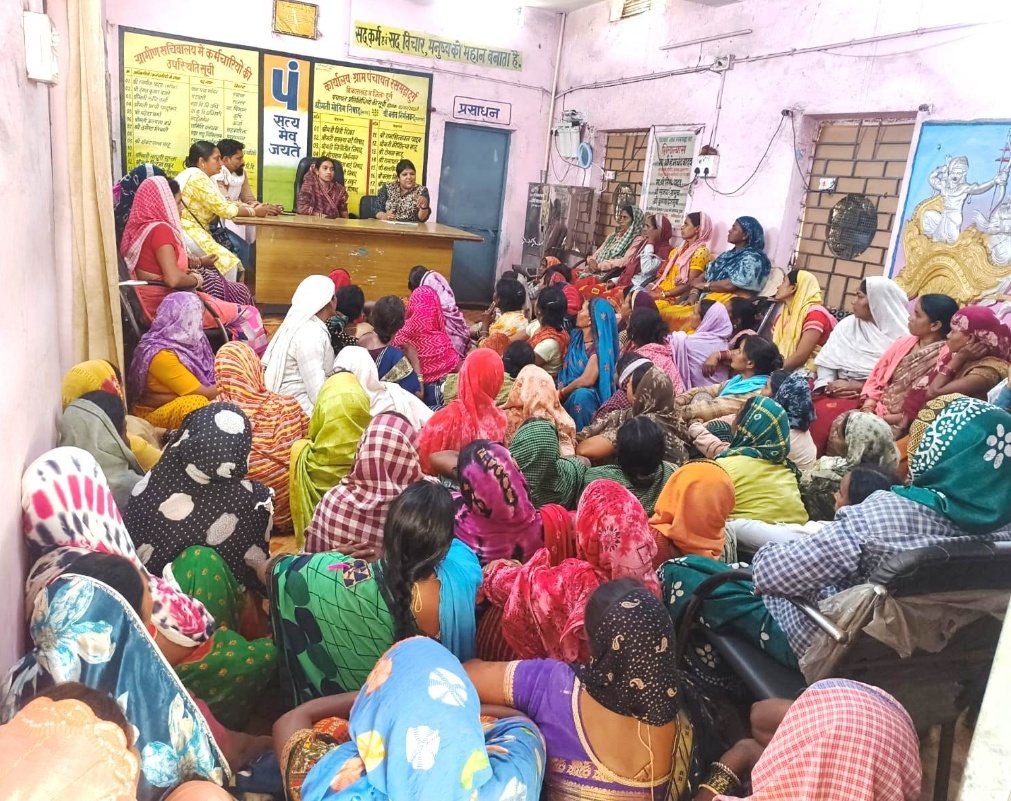 दुर्ग।विशेष ग्राम सभाओं के साथ जल संरक्षण पर नवाचार ,300 ग्राम पंचायतों में आयोजन।