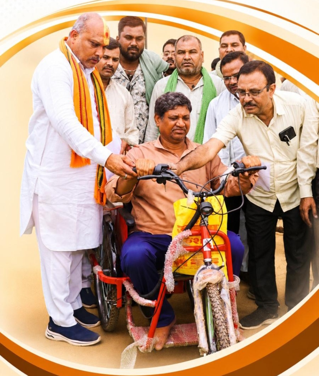 दुर्ग। सफलता की कहानी। दिव्यांग संतोष के जीवन में आई आत्मनिर्भरता की नई सुबह।