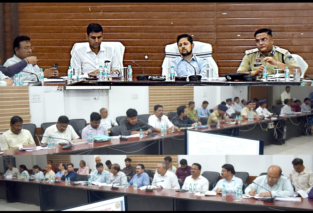 दुर्ग। यातायात व्यवस्थाओं में सुधार एवं सड़क दुर्घटनाओं के रोकथाम को लेकर जिला सड़क सुरक्षा समिति की बैठक संपन्न।