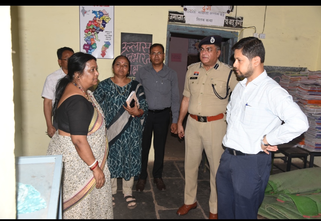 दुर्ग। रि नीट परीक्षा 2026 ,कलेक्टर ,एसएसपी ने लिया परीक्षा केंद्रों में व्यवस्था का जायजा।ज