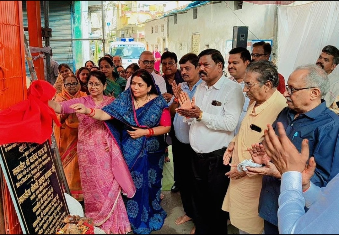दुर्ग। भूमि पूजन से वार्ड 36 को मिली विकास कार्यों की सौगात, रुपए 1 7.50 लाख से बनेगी नालियां और पुलिया।