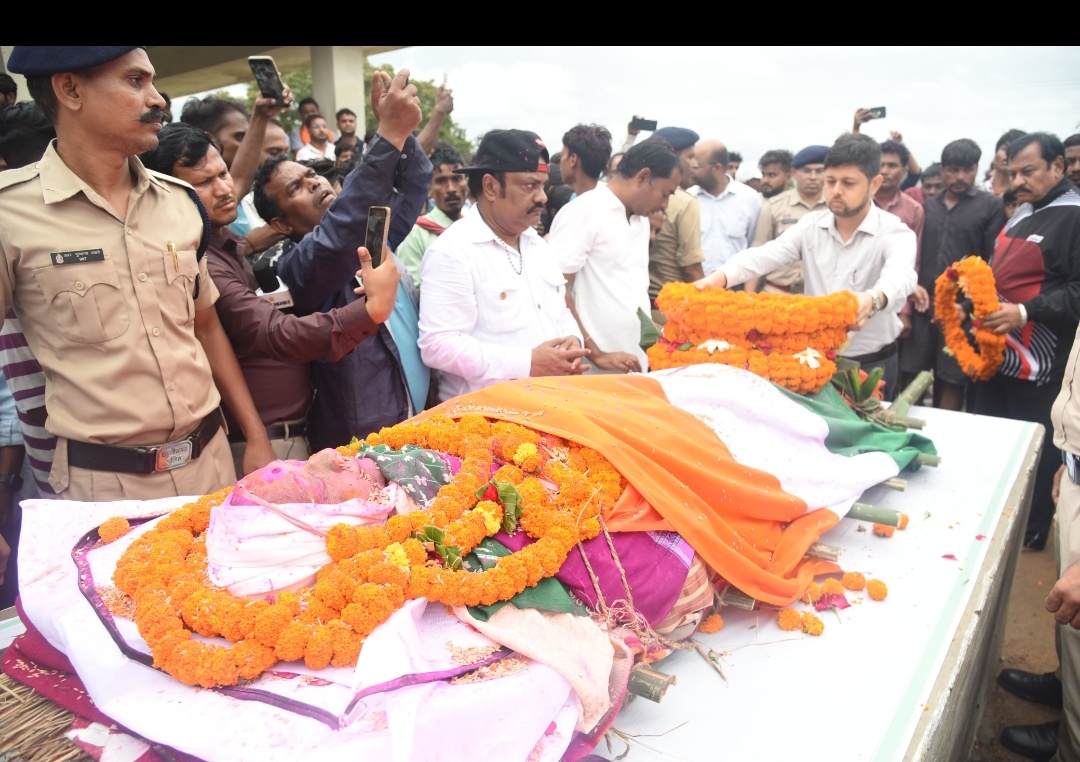 दुर्ग। पद्य विभूषण डॉक्टर तीजन बाई का पार्थिव देह पंचतत्व  में विलीन।।