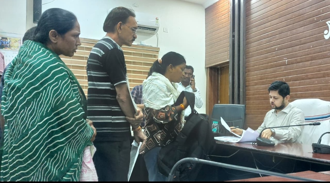 दुर्ग। जनदर्शन में प्राप्त हुए 115 आवेदन।