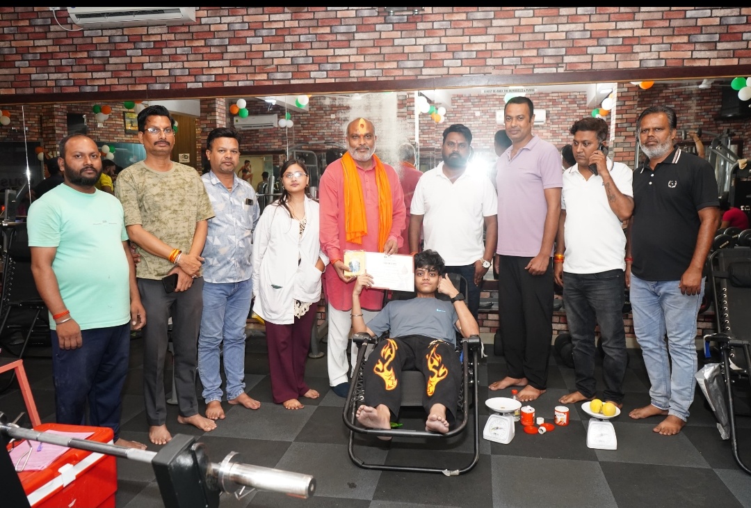 दुर्ग। विधायक श्री ललितचंद्राकार जीआजाद मार्केट के युवान फिटनेस सेंटर के सातवें स्थापना दिवस में हुए शामिल।
