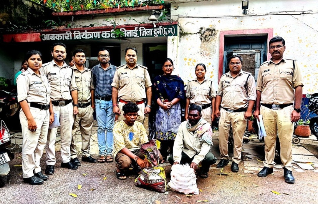 दुर्ग।अवैध मदिरा के विरुद्ध आबकारी विभाग की कार्यवाही।
